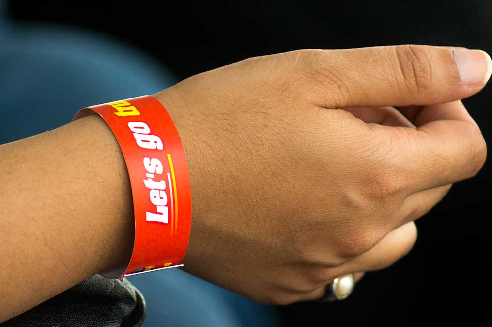 How to Get Free Event Wristbands with Sponsor Advertising